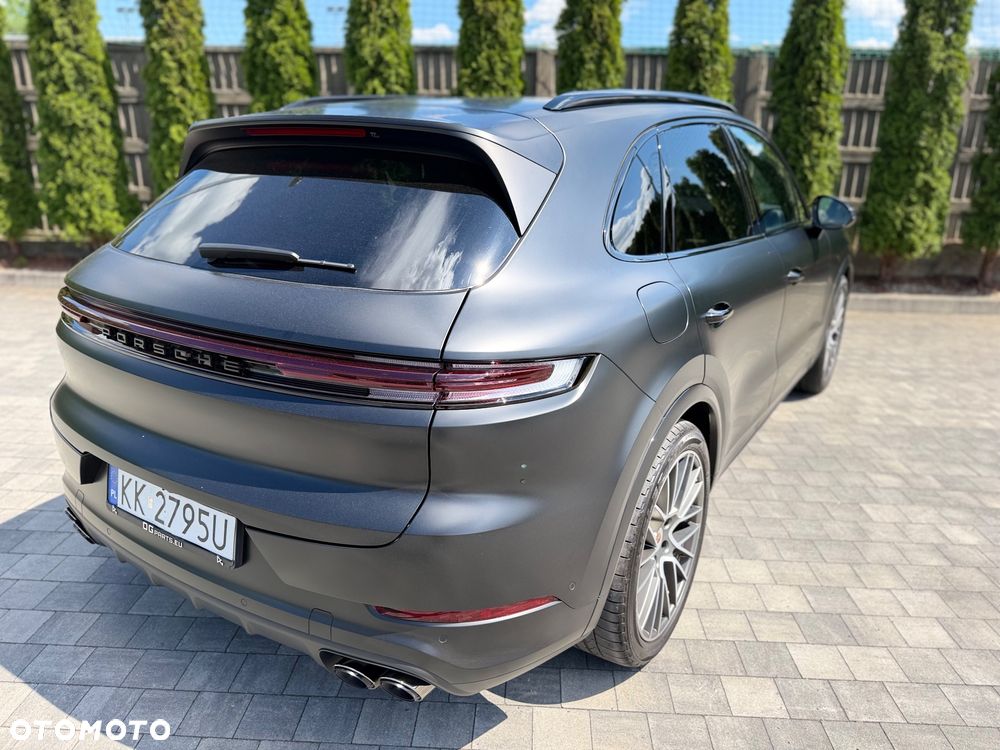 Porsche Cayenne - 8