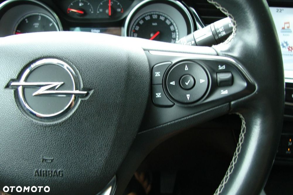 Opel Insignia - 22