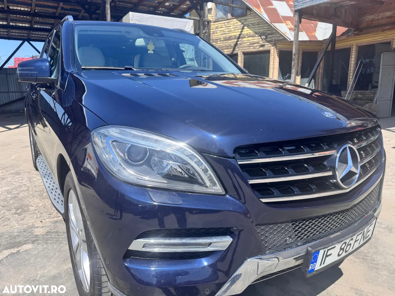 Mercedes-Benz ML 350 BlueTec 4MATIC Aut - 3