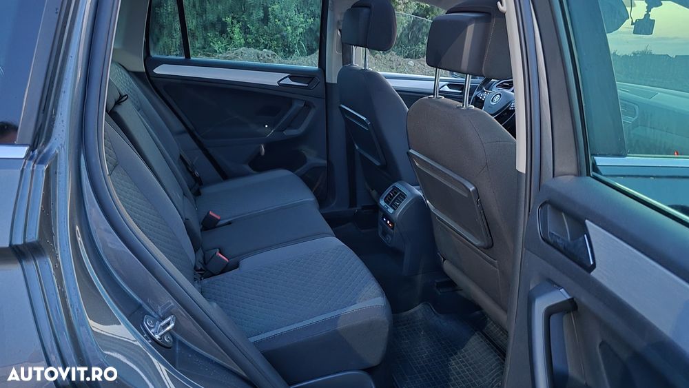 Volkswagen Tiguan 2.0 TDI 4Mot DSG Comfortline - 12