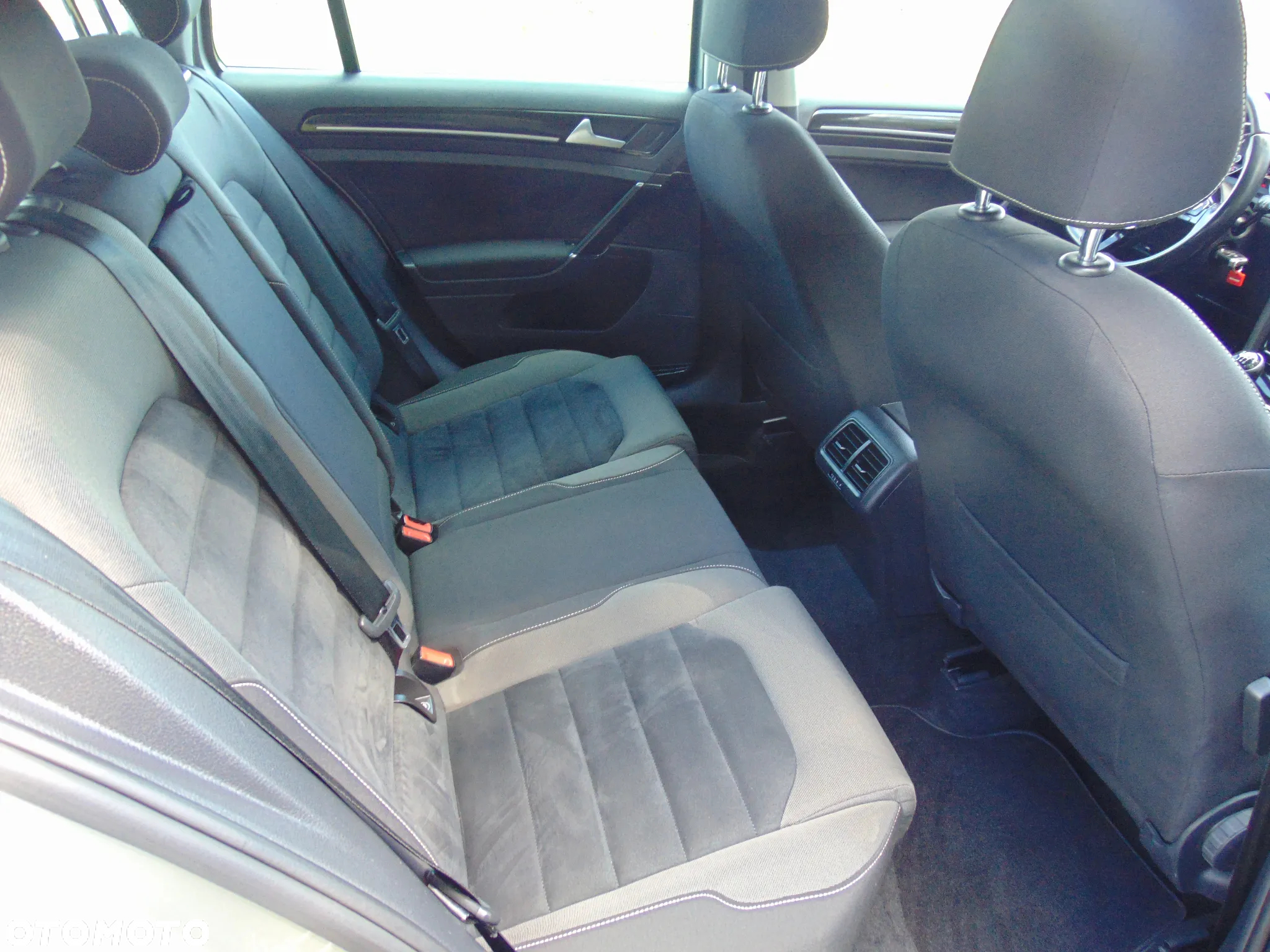 Volkswagen Golf VII 1.4 TSI BMT Highline - 9