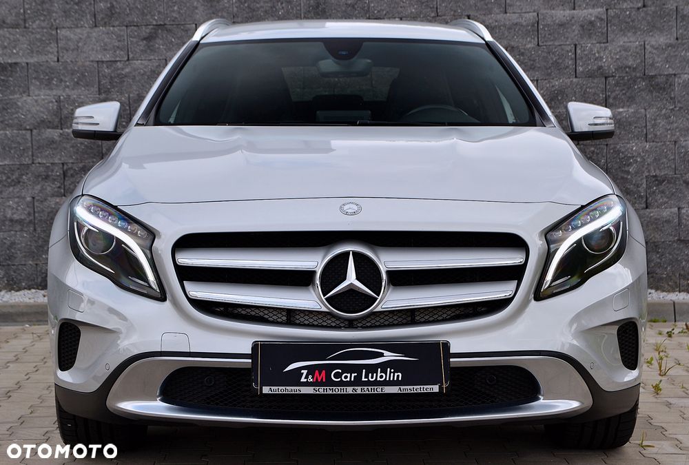 Mercedes-Benz GLA 200 UrbanStyle Edition - 3
