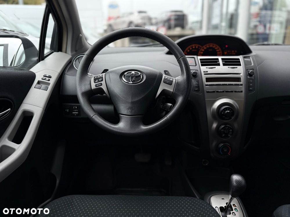 Toyota Yaris 1.4 D-4D Multi Mode Life - 14