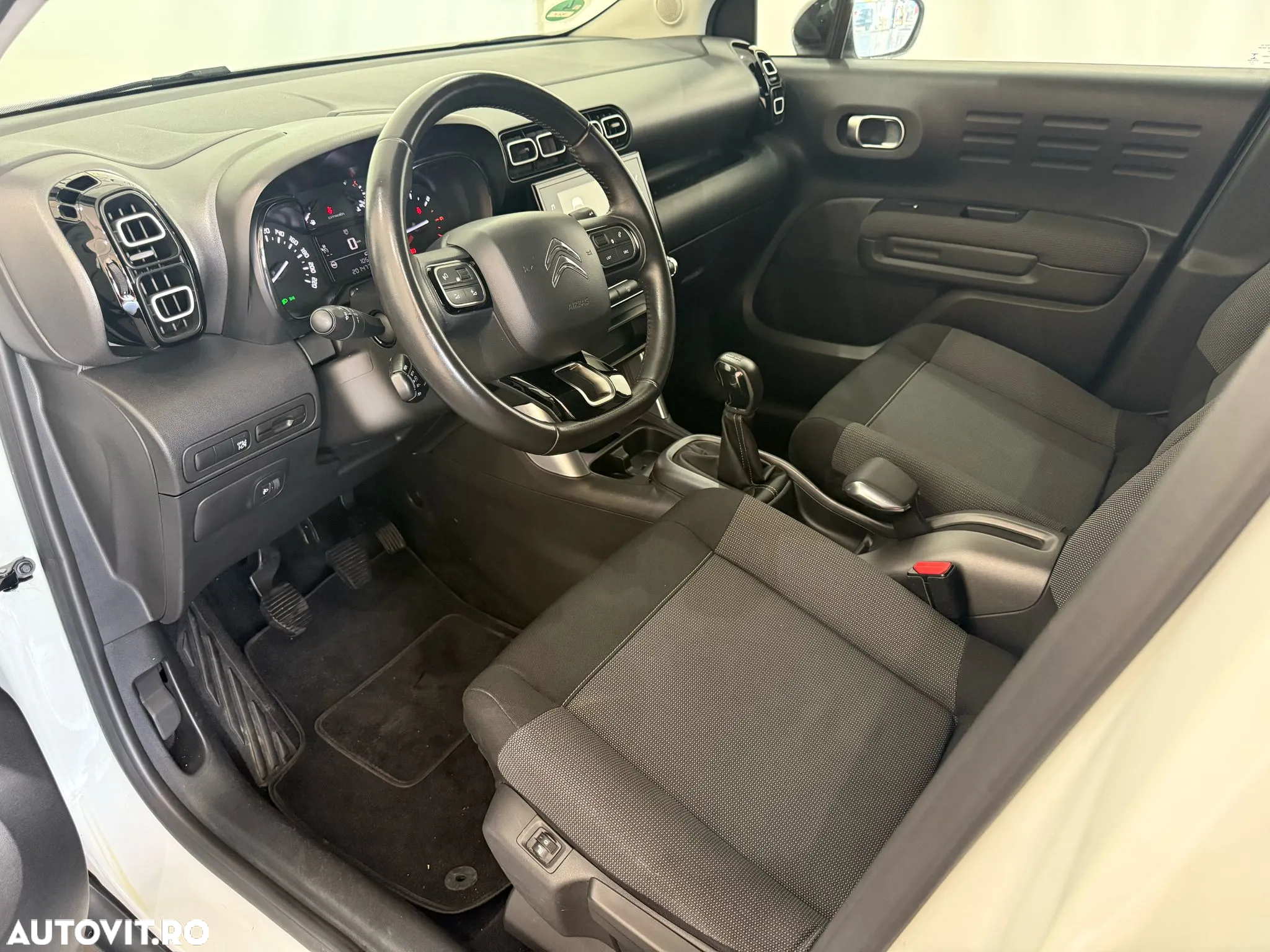 Citroën C3 AIRCROSS PureTech 82 Live - 16