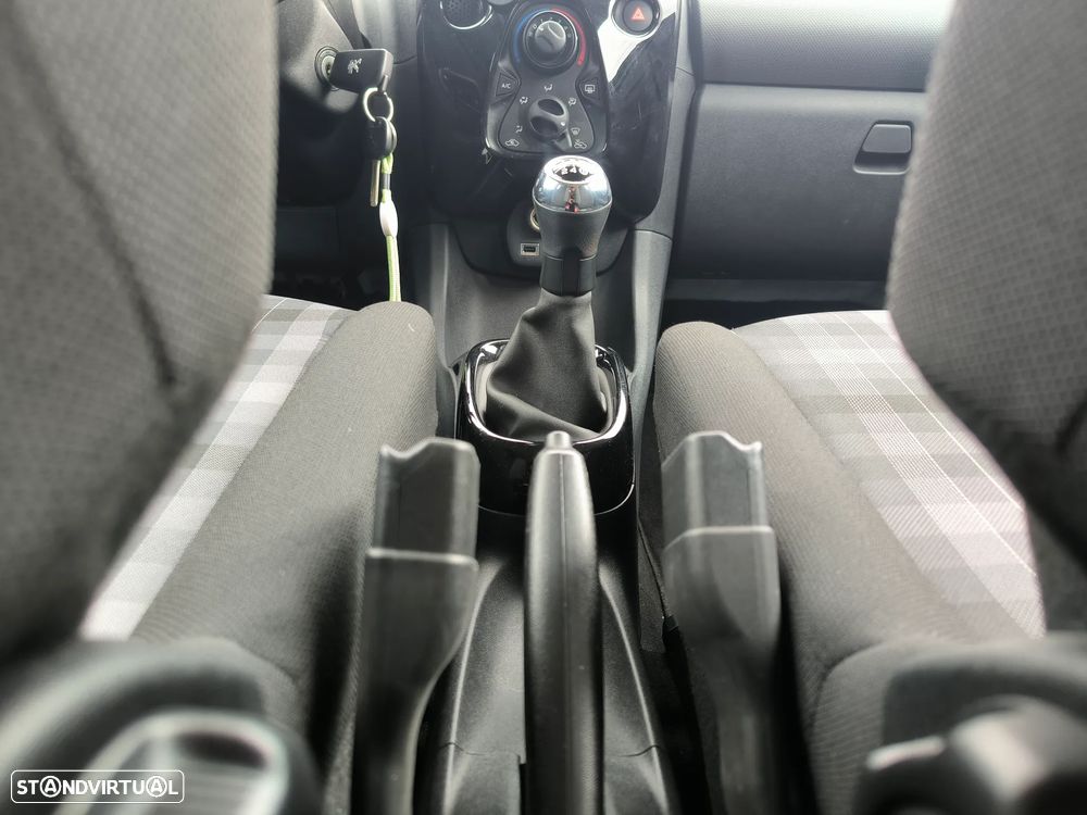 Peugeot 108 1.0 VTi Allure - 28