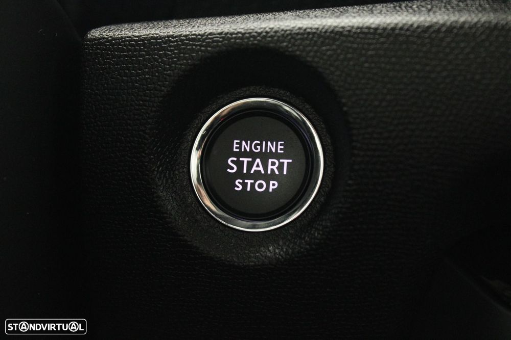 Citroën C4 X 1.2 PureTech Max EAT8 - 17