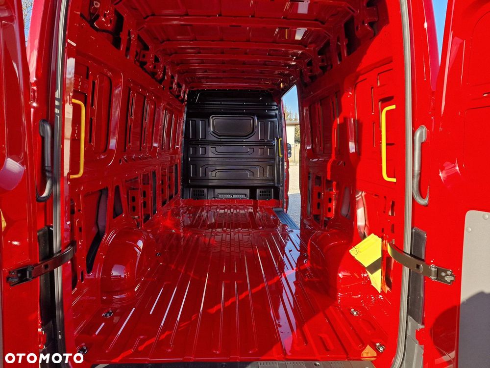 Volkswagen Crafter - 8