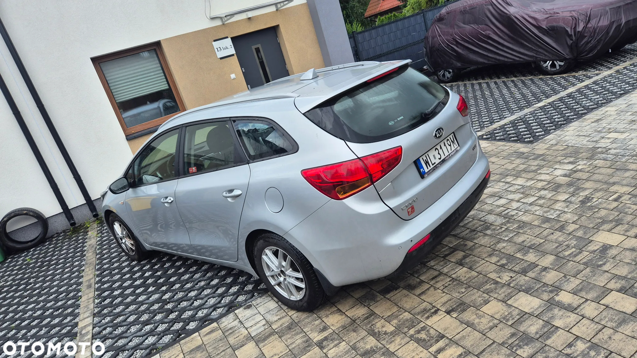Kia Ceed - 12
