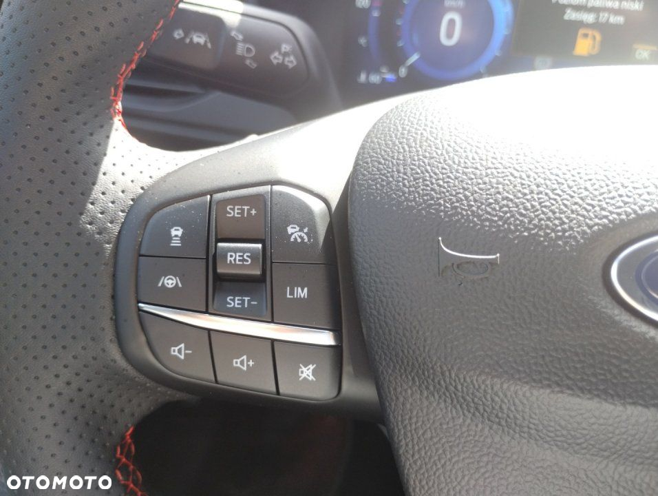 Ford Focus - 9