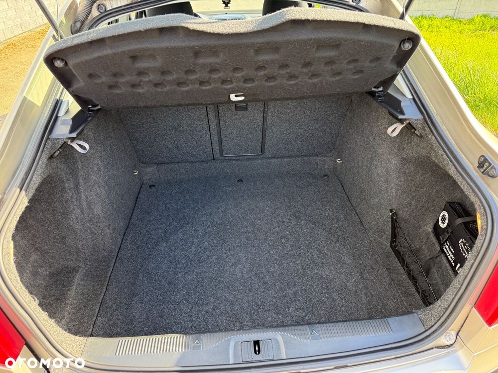 Skoda Octavia 1.6 FSI Ambiente - 6