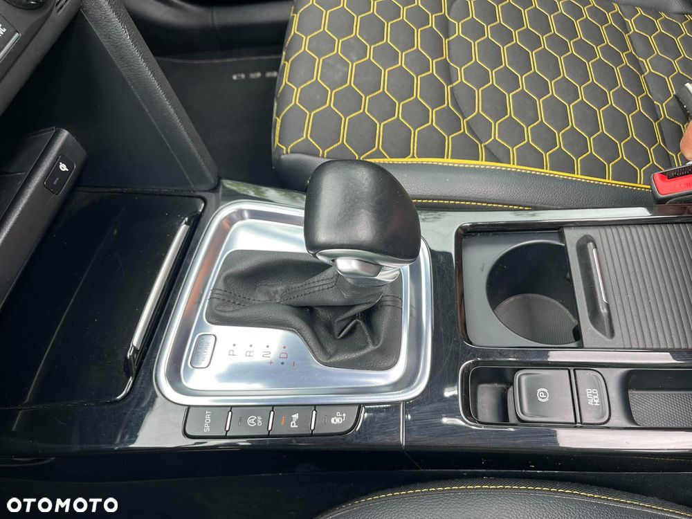 Kia XCeed 1.4 T-GDI L Business Line DCT - 21