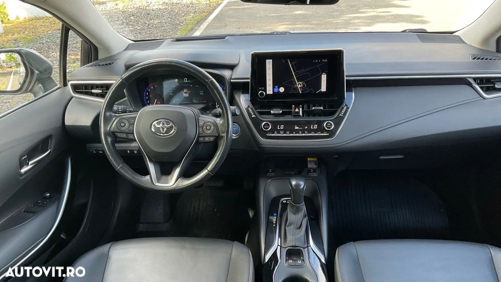 Toyota Corolla 1.8 HSD Exclusive interior Negru - 22
