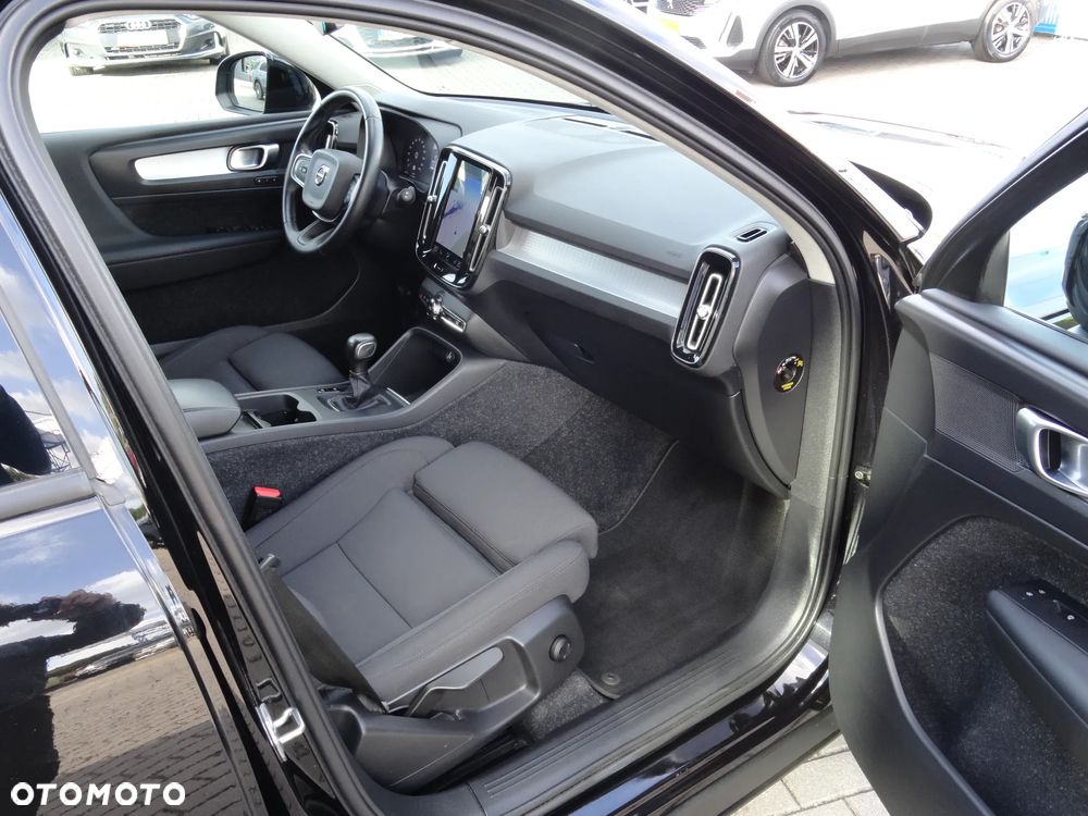Volvo XC 40 D3 Momentum Pro - 9