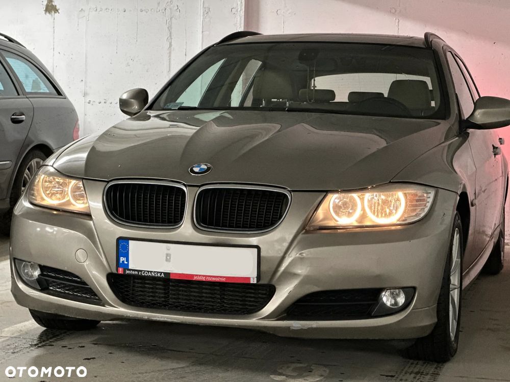 BMW Seria 3 320d DPF Edition Exclusive - 8
