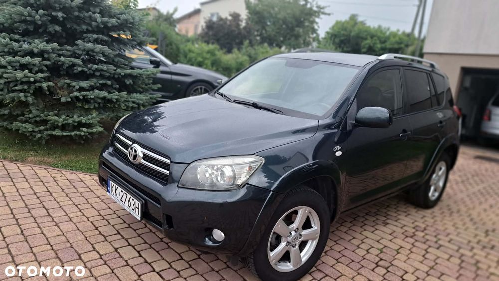 Toyota RAV4 2.2 D-CAT 4x4 Executive - 1