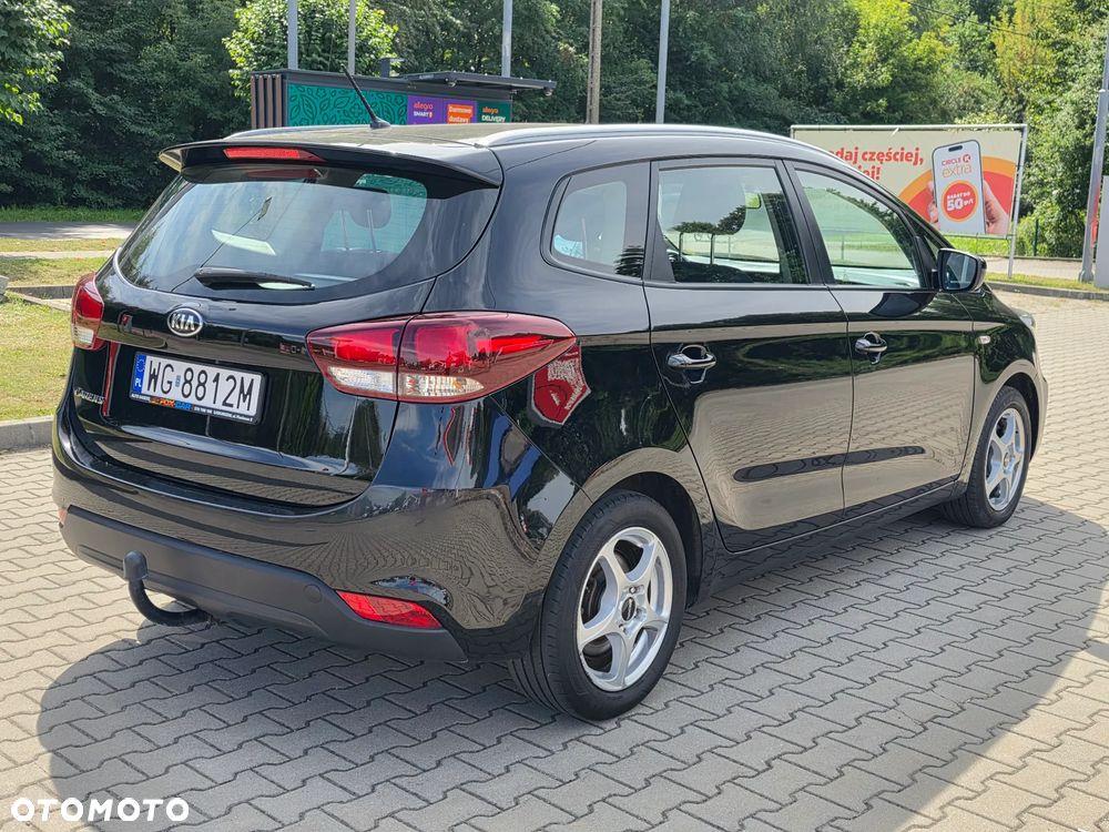 Kia Carens 1.6 GDI Dream Team Edition - 6