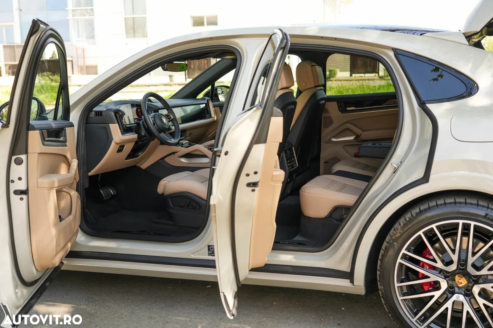 Porsche Cayenne Coupe - 19