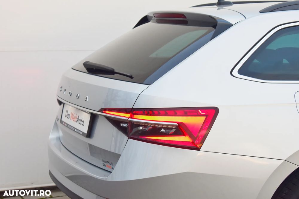 Skoda Superb Combi 2.0 TDI DSG Ambition - 16