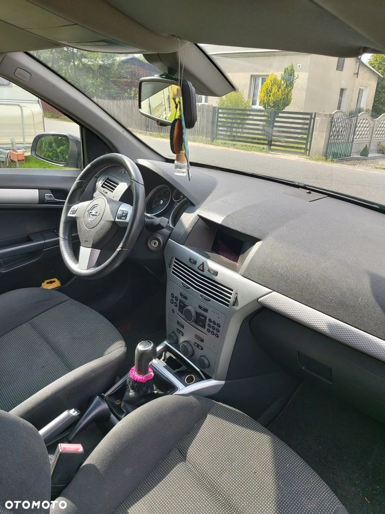 Opel Astra 1.9 CDTI Elegance - 8