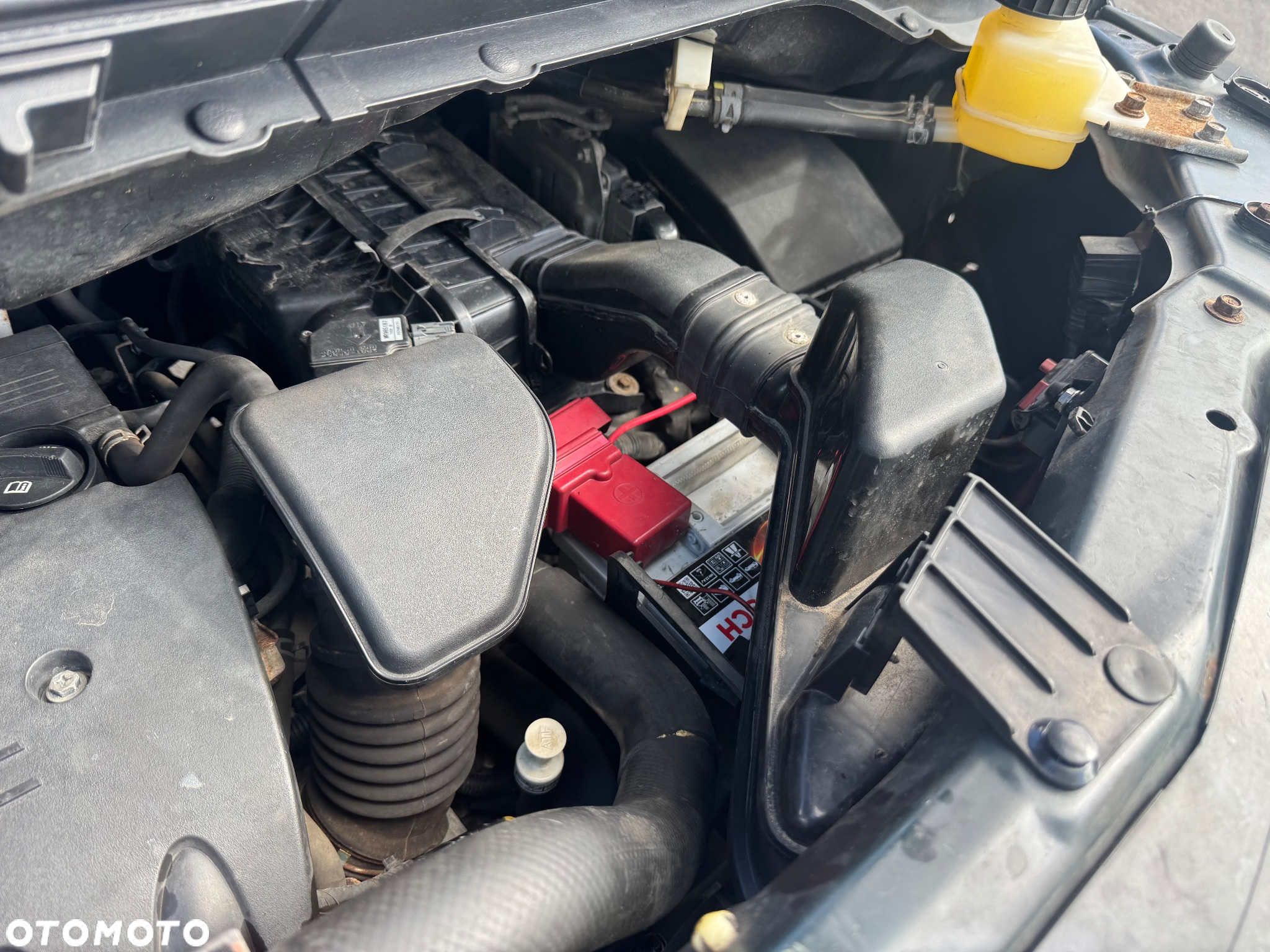 Mitsubishi L400 - 32