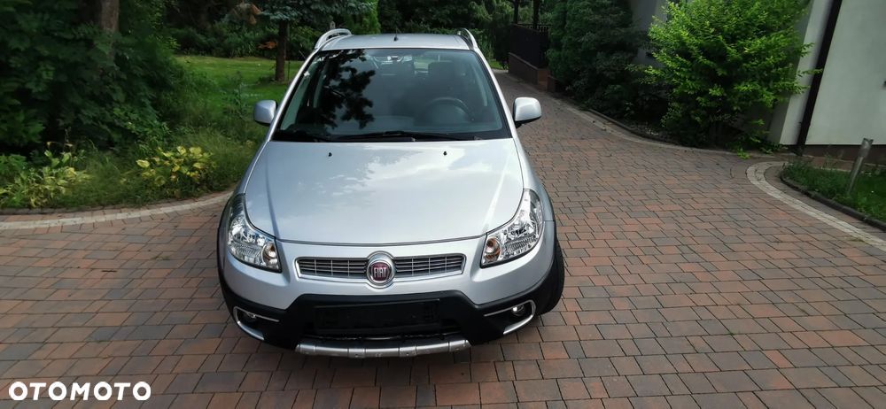 Fiat Sedici 1.6 16V 4x4 Lounge - 2