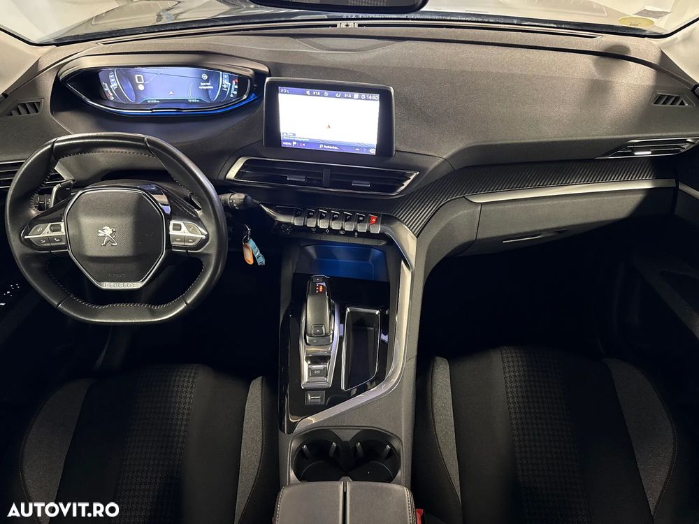 Peugeot 3008 - 13