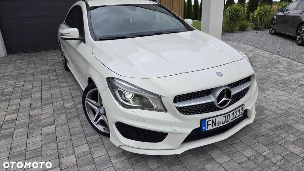 Mercedes-Benz CLA 180 7G-DCT AMG Line - 20