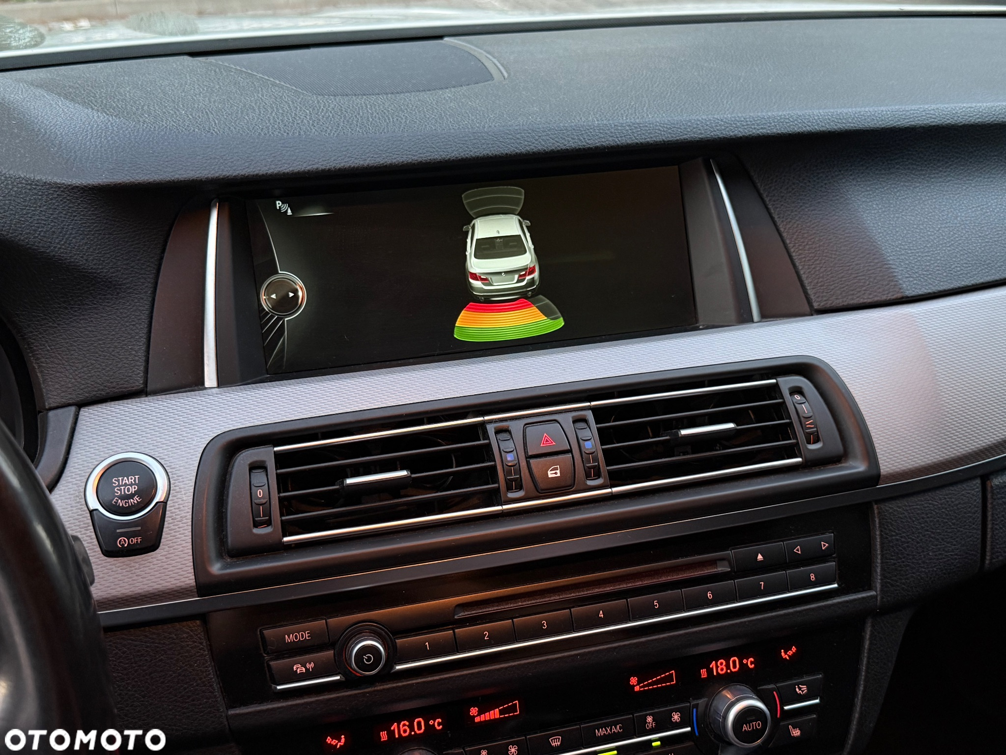 BMW Seria 5 520d xDrive - 17