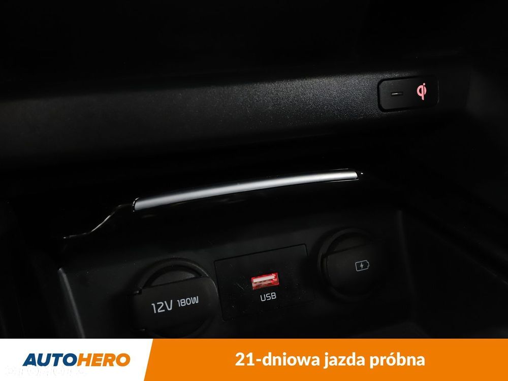 Kia Ceed - 28