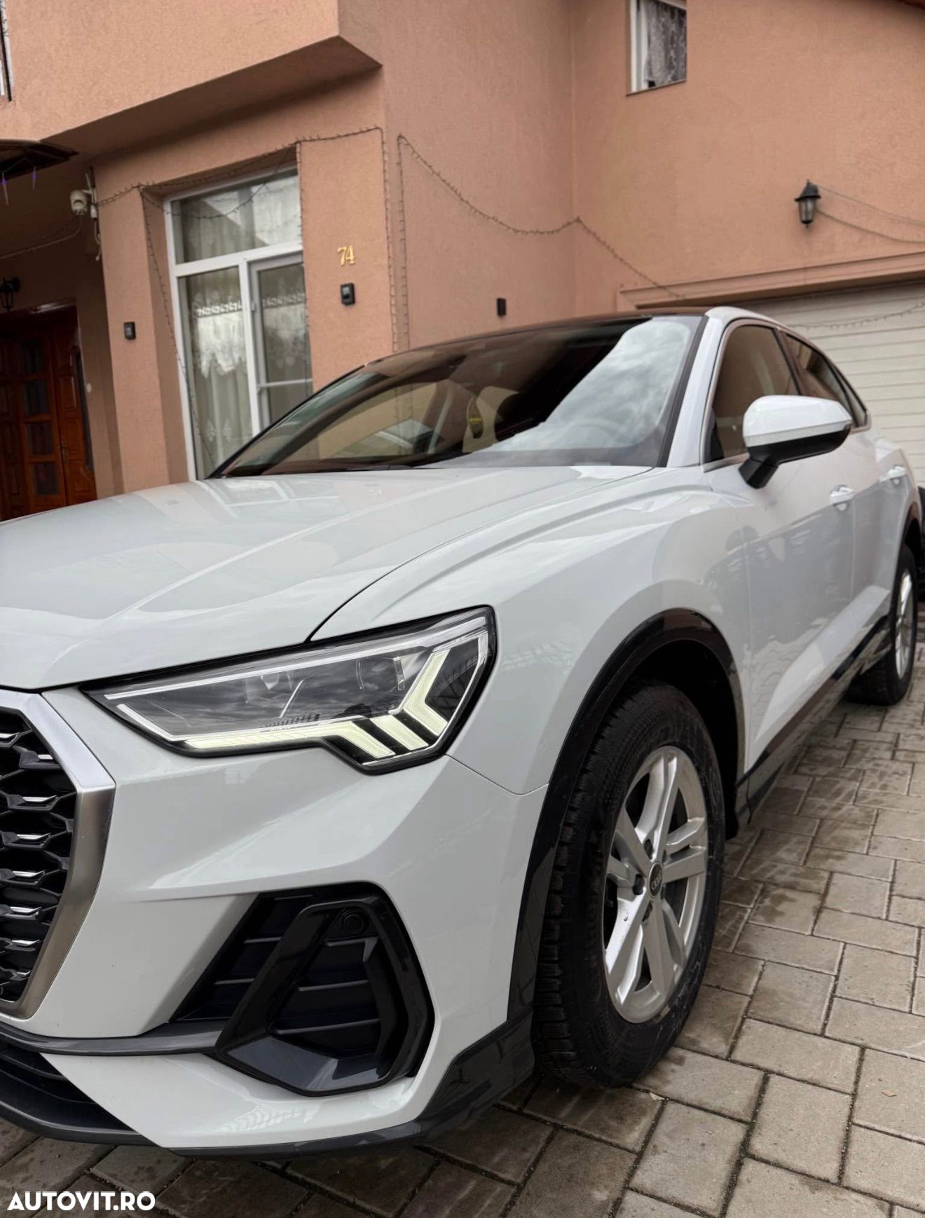 Audi Q3 35 TFSI Sportback - 1