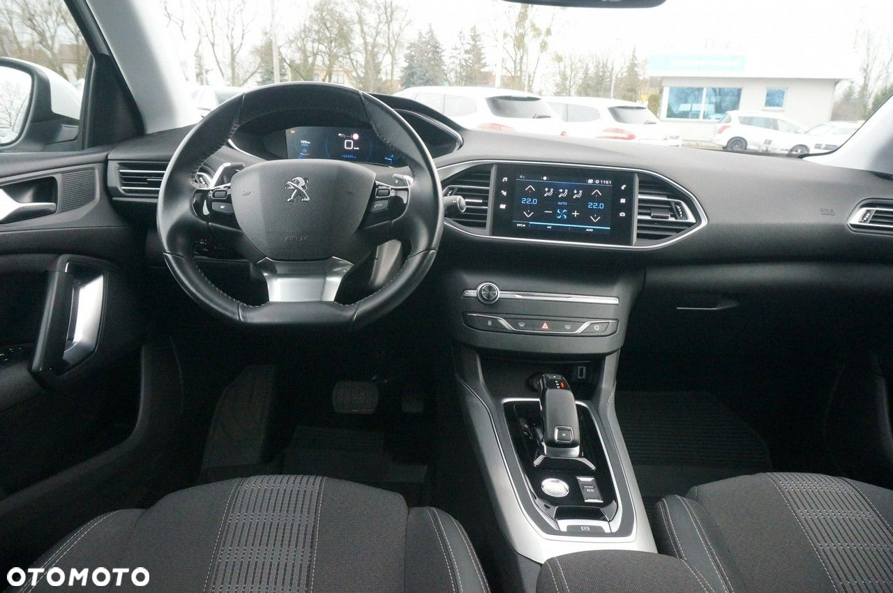 Peugeot 308 1.5 BlueHDi Allure Pack S&S EAT8 - 12