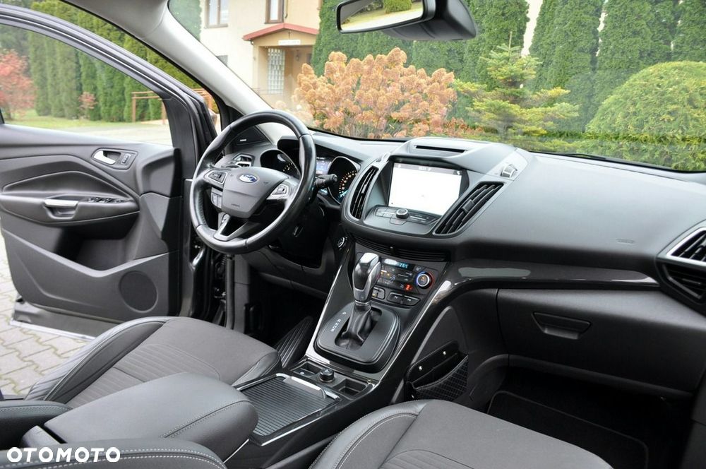 Ford Kuga - 23