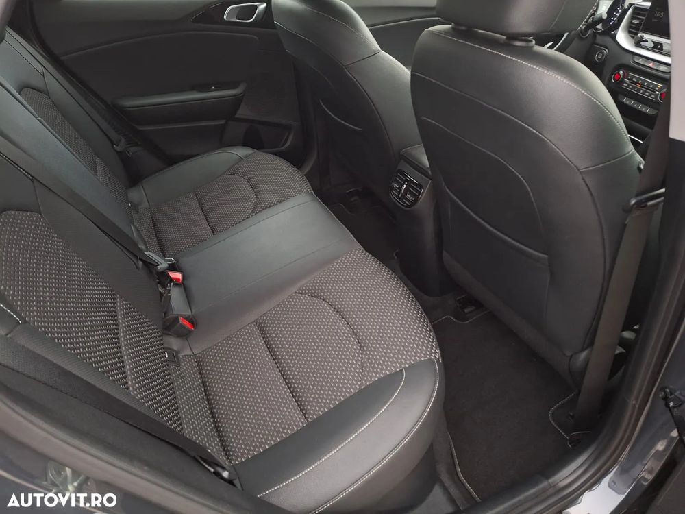 Kia XCeed 1.6 GDI DCT6 OPF Plug-in-Hybrid Inspiration - 12