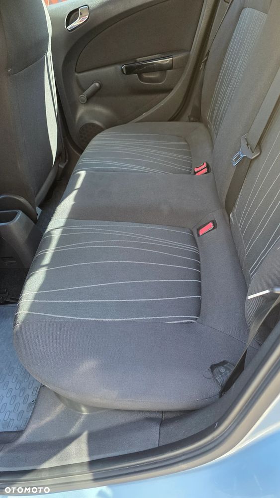 Opel Corsa - 37