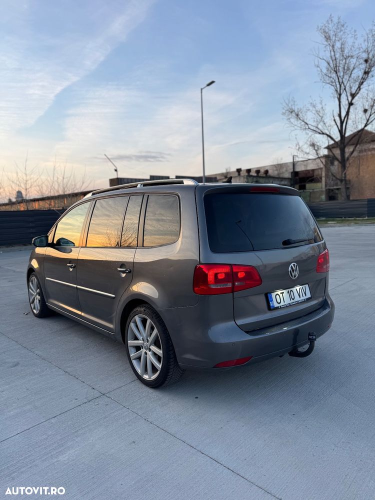 Volkswagen Touran 2.0 TDI DPF Highline DSG - 6