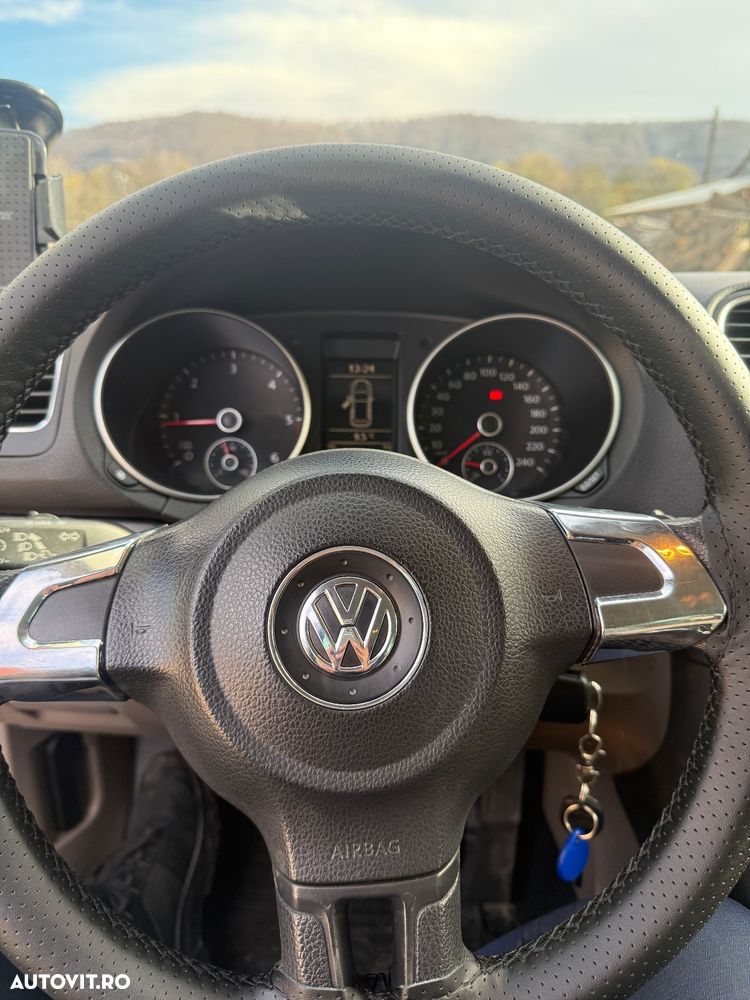 Volkswagen Golf 2.0 TDI DPF Highline - 7