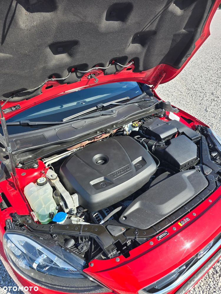 Volvo V40 T2 Drive-E Momentum - 20
