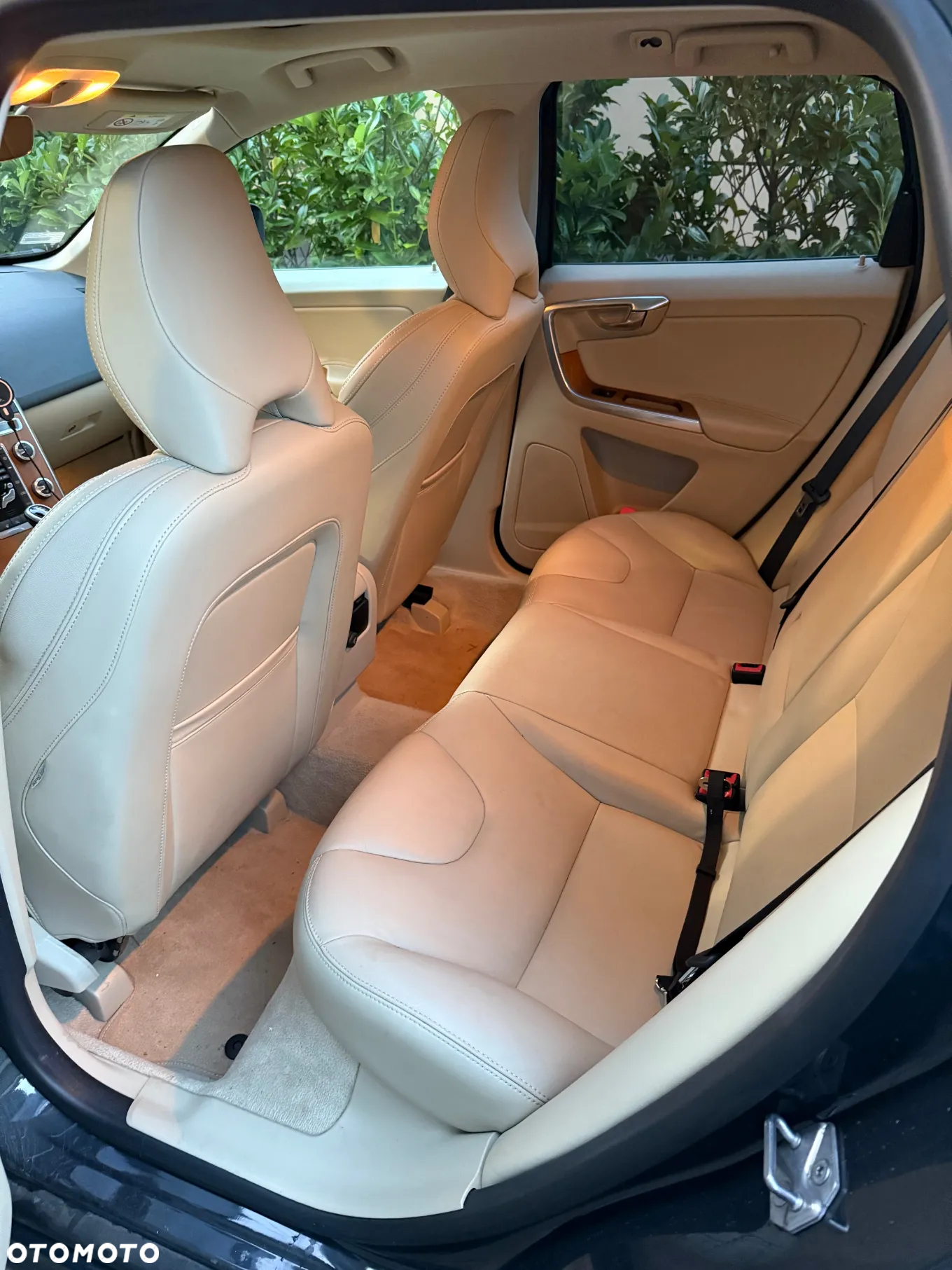 Volvo XC 60 D4 Inscription - 6