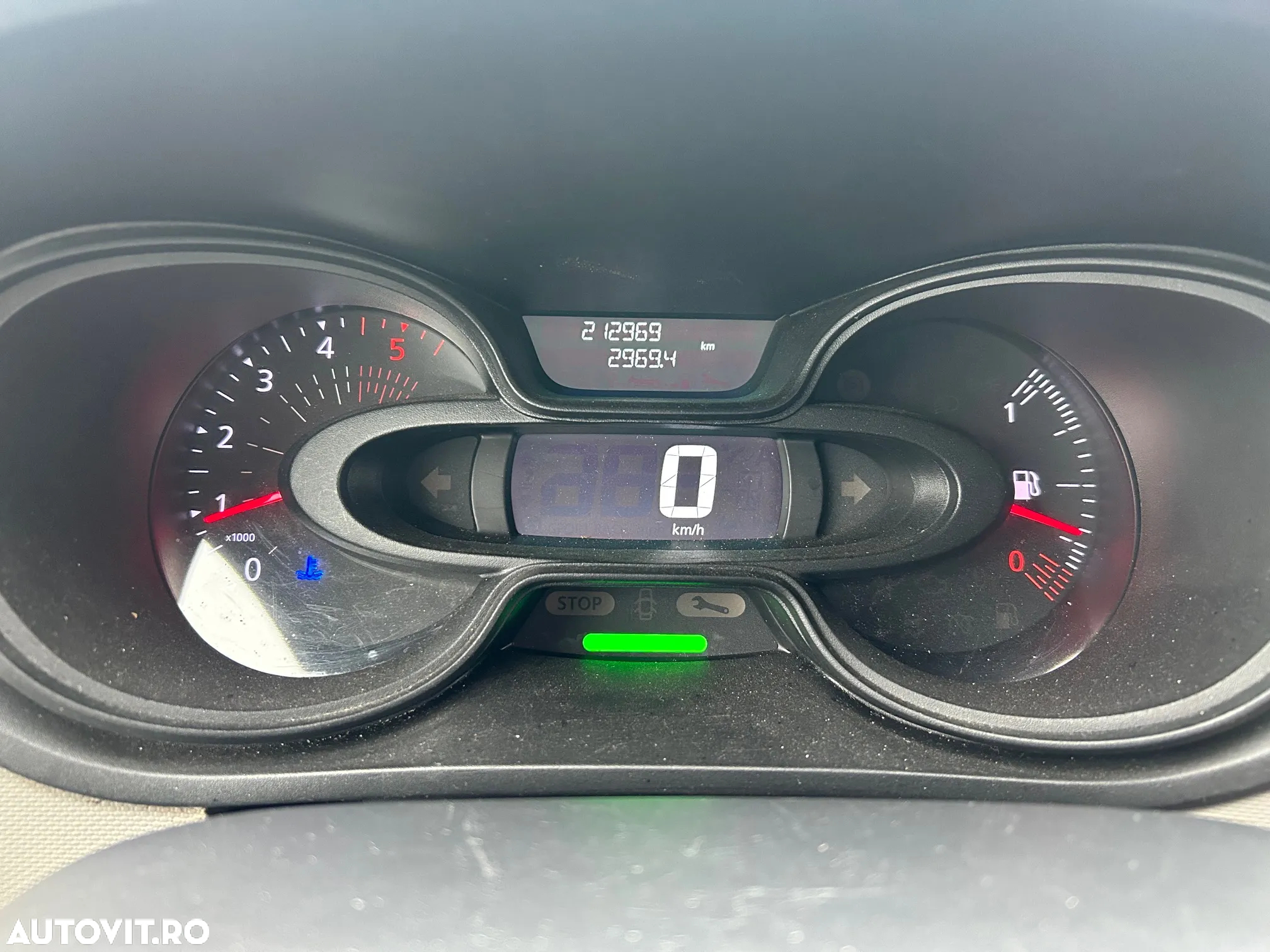 Renault Trafic - 12