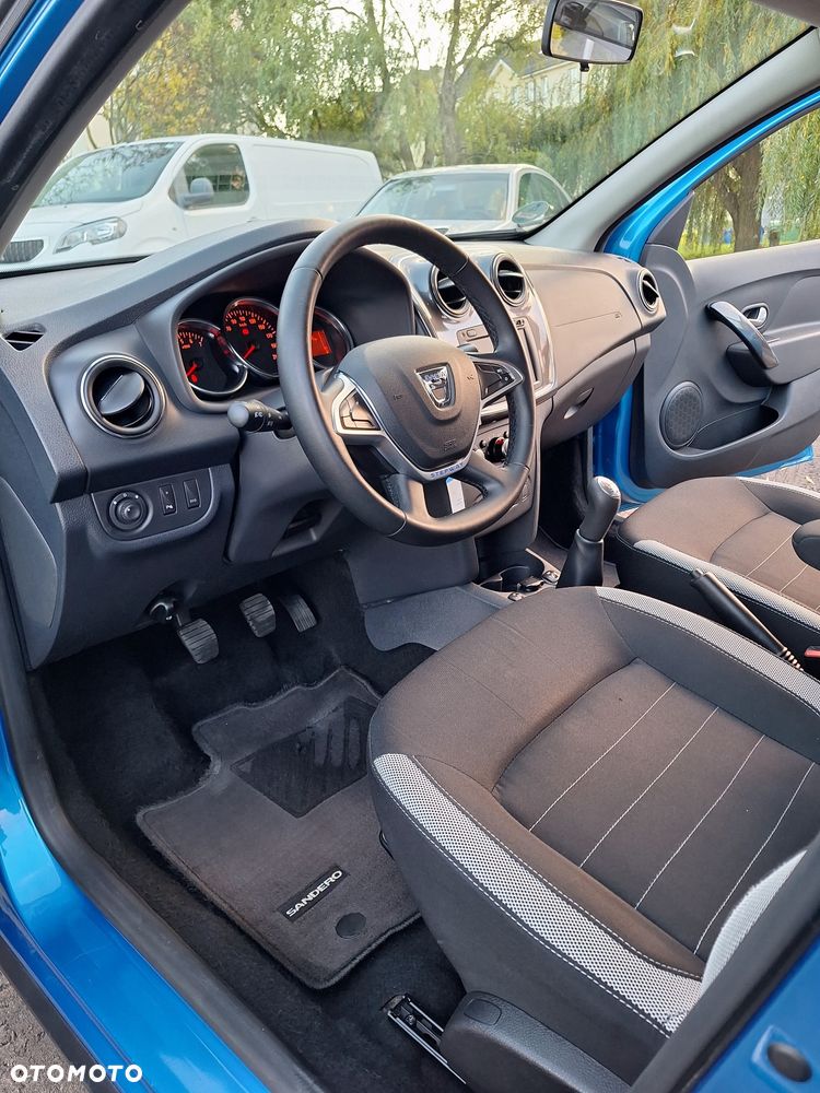Dacia Sandero - 5