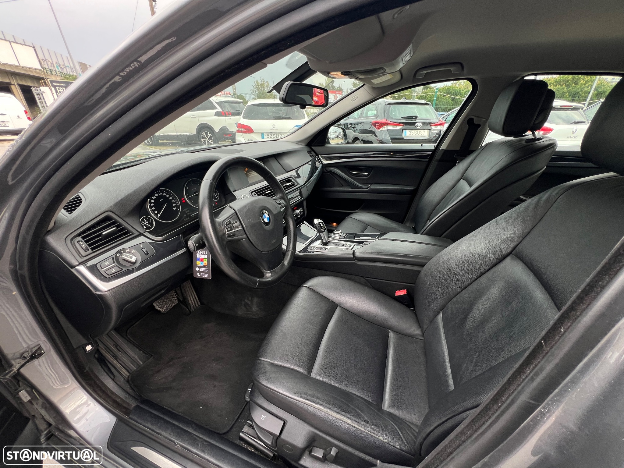 BMW 520 d Auto - 13