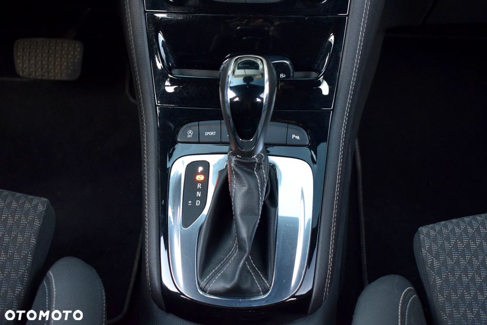 Opel Astra 1.4 Turbo Start/Stop Automatik Innovation - 21