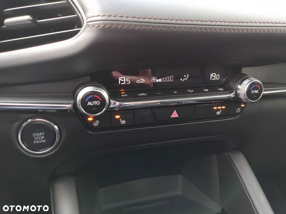 Mazda 3 2.0 mHEV Takumi - 22