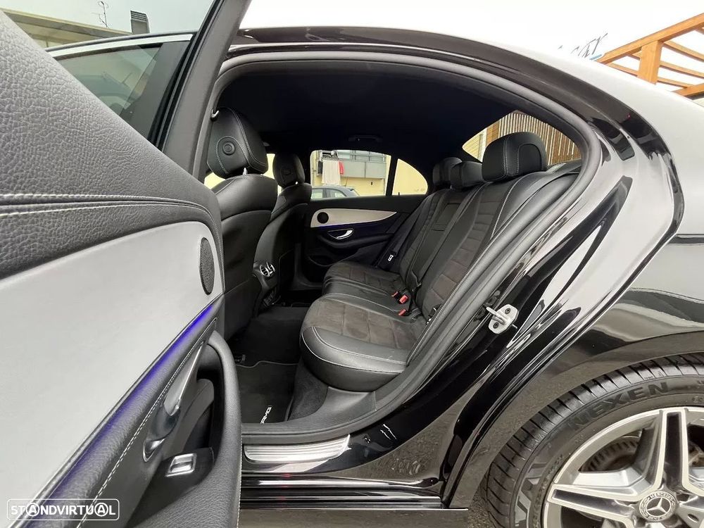 Mercedes-Benz E 220 d AMG Line - 48