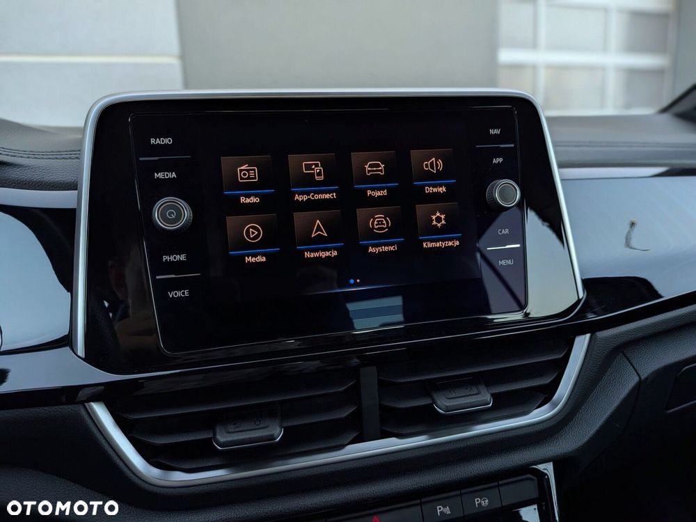 Volkswagen T-Roc 1.5 TSI R-Line DSG - 25