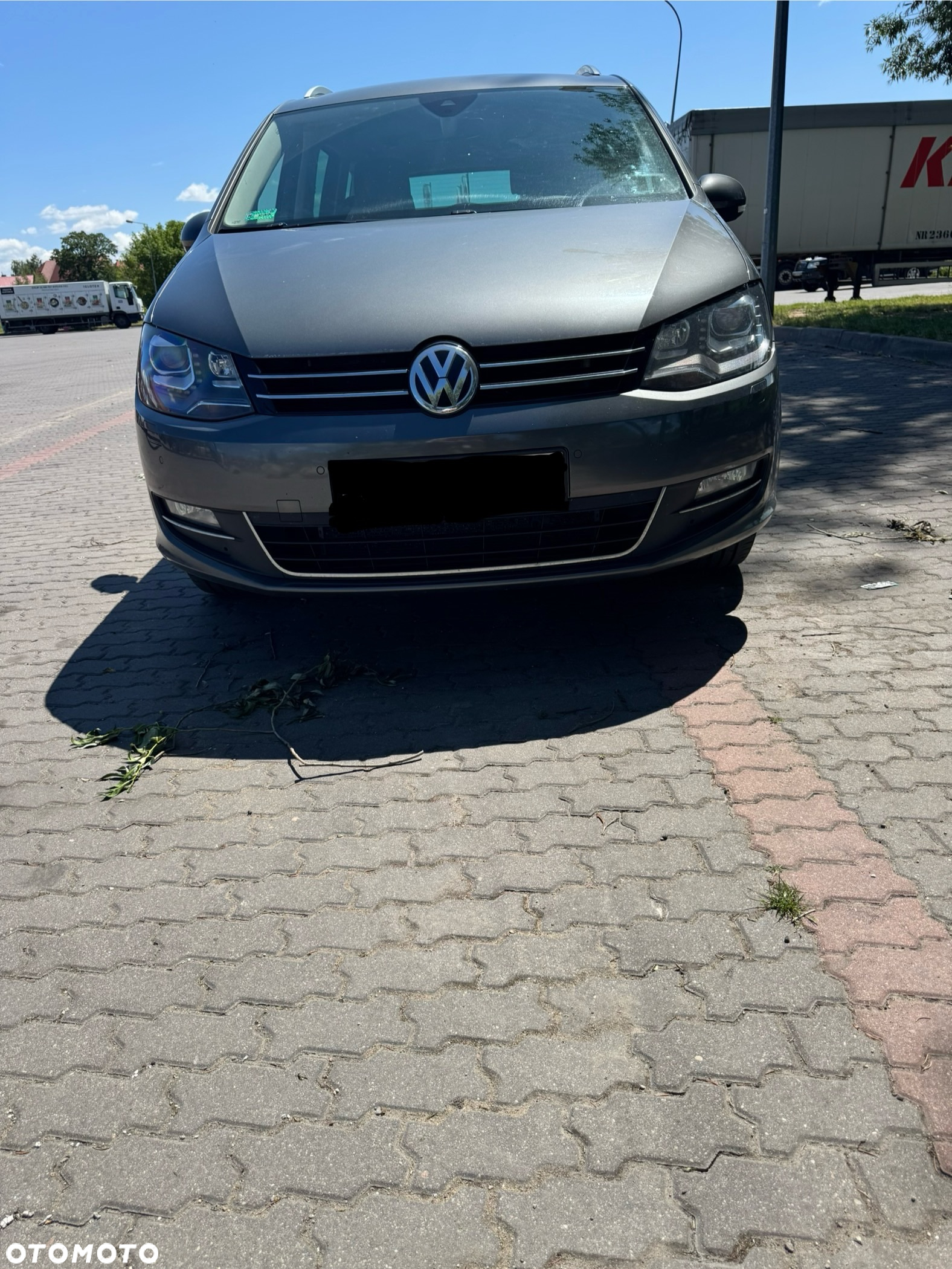 Volkswagen Sharan 2.0 TDI BMT 4Mot Highline DSG - 2