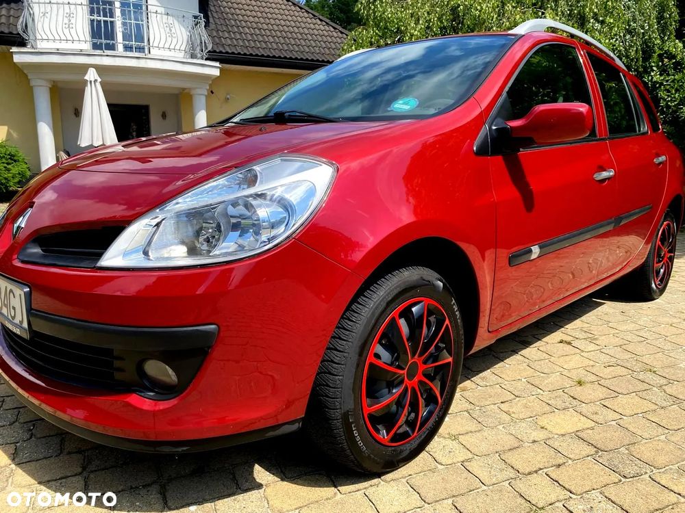Renault Clio - 17