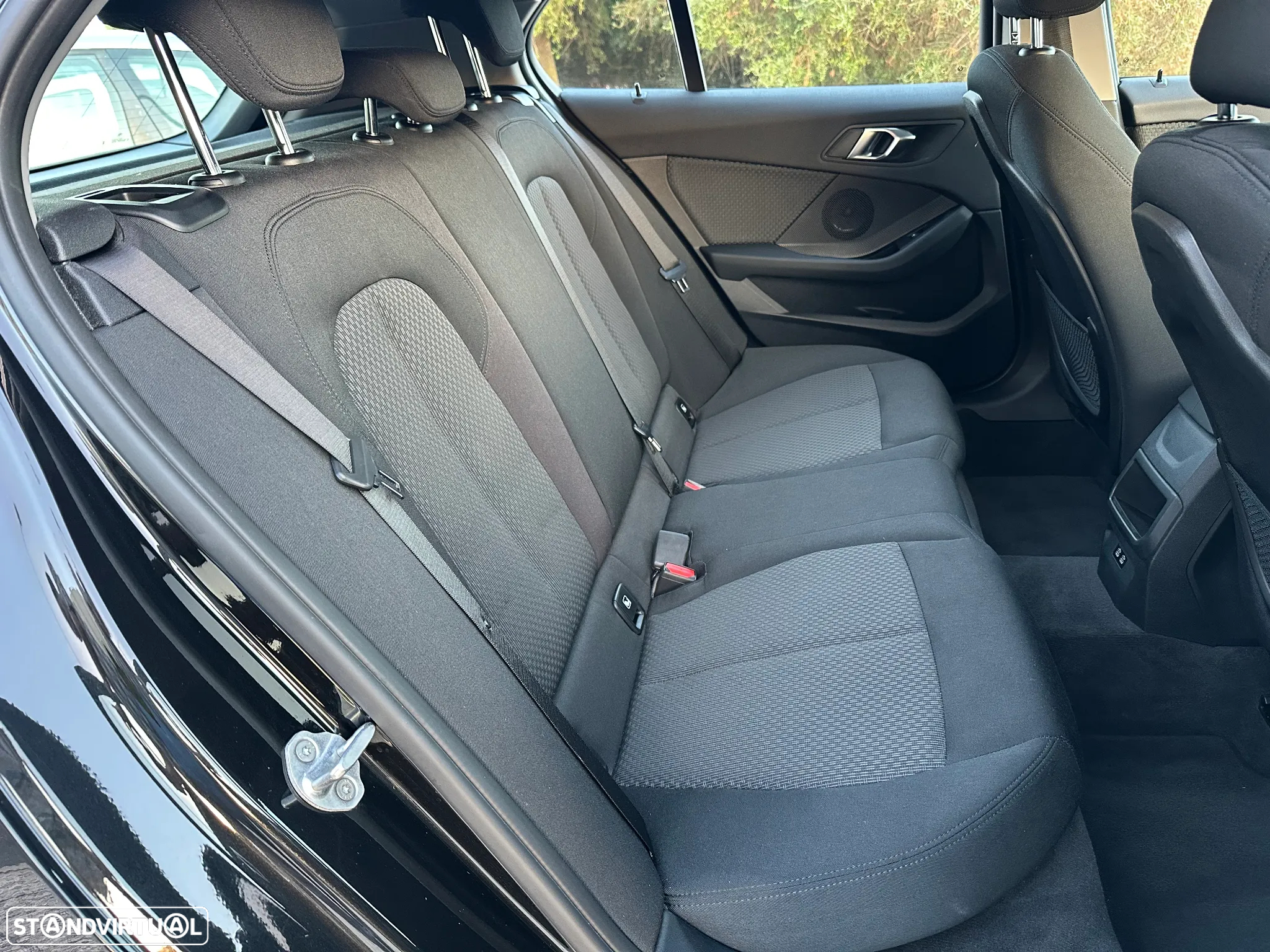 BMW 116 d Auto - 11