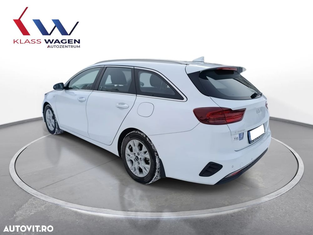 Kia Ceed - 4