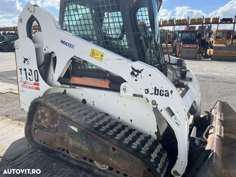 Bobcat T190 - 12
